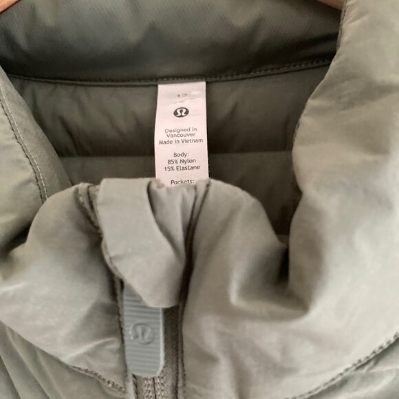 Lululemon Pack It Down Vest - Green - Size 12 - Picture 2 of 11